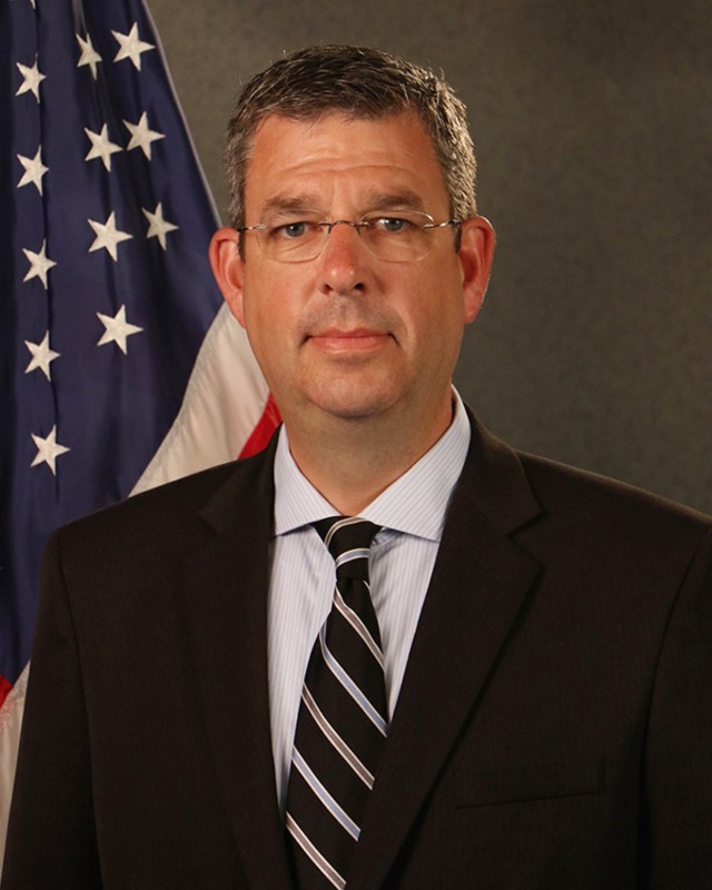 Corps of Engineers employee earns prestigious award for service in Ukraine