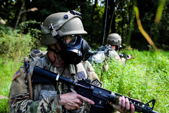 Warrior tasks challenge Soldiers in 'Tough Squad' competition