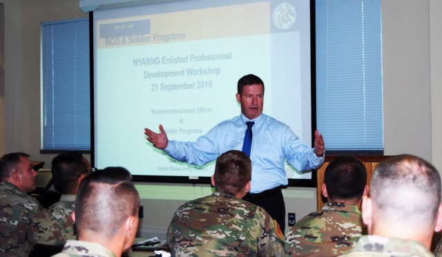 Retired sergeant major of the Army speaks with New York NCOs