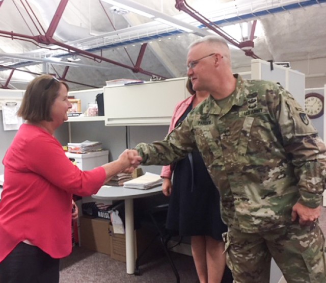 Maj. Gen. Pardew visits ACC-RI