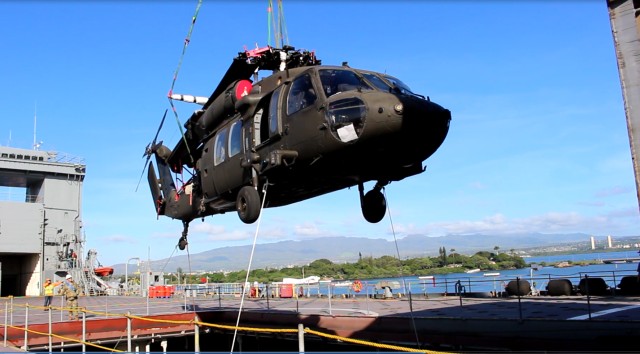 599th Trans. Bde. partners upload USNS Bob Hope