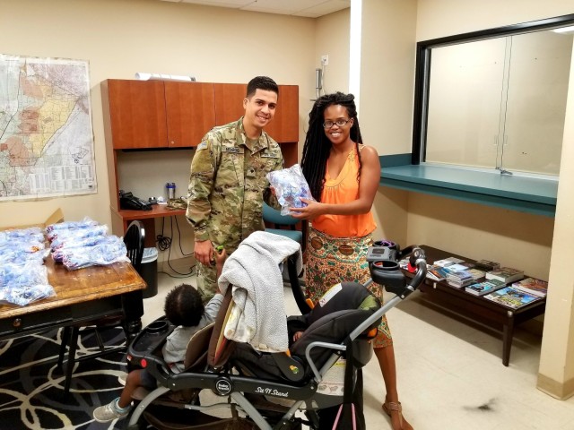 Soldier dolls shorten the distance