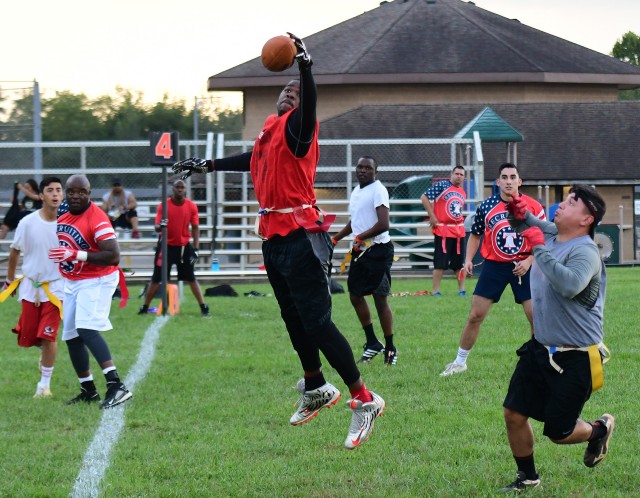 2018 Flag football regular season kicks off this week