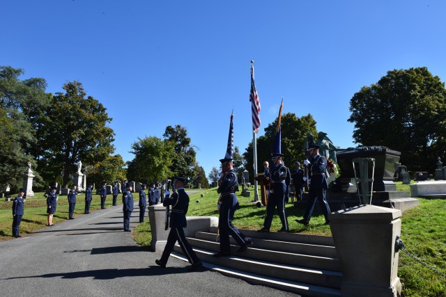 New York Guard honors 21st president Chester A. Arthur