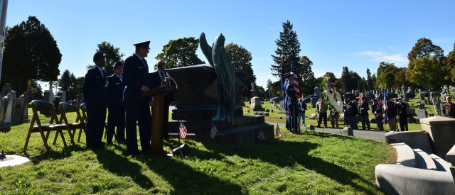 New York Guard honors 21st president Chester A. Arthur