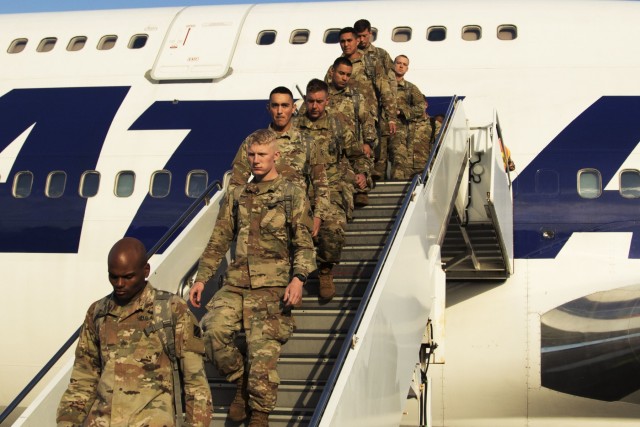 1st Armored Brigade Combat Team soldiers come home