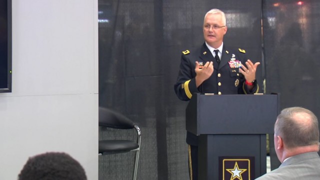 Pardew highlights contracting's role in Army readiness, modernization