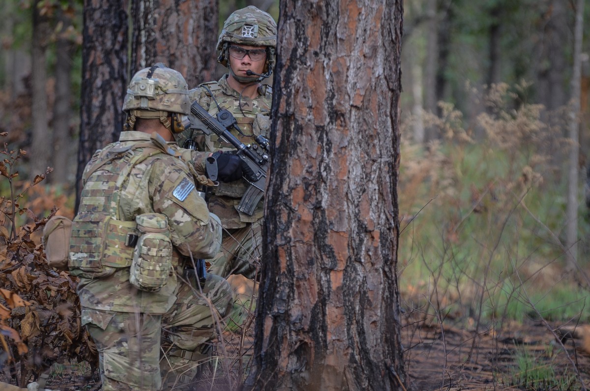 1Fury Paratroopers Conduct Squad Live Fire Exercise | Article | The ...