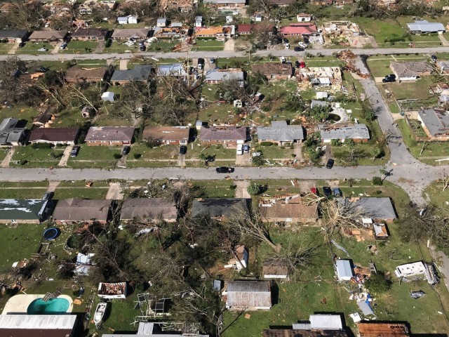 Florida National Guard goes above and beyond