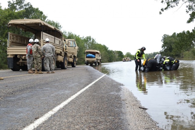 Texas National Guard partners with local authorities in response to Texas floods