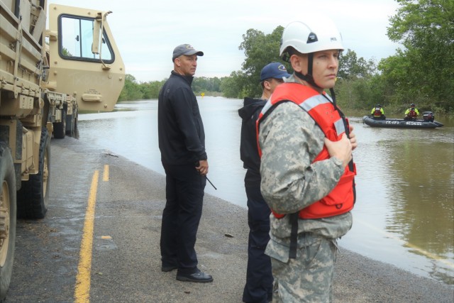 Texas National Guard partners with local authorities in response to Texas floods