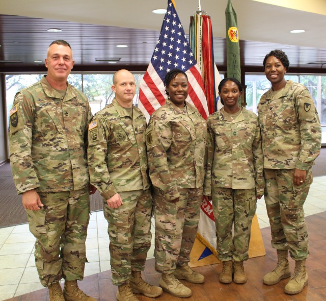 901st Contracting Battalion cases its colors for deployment | Article ...