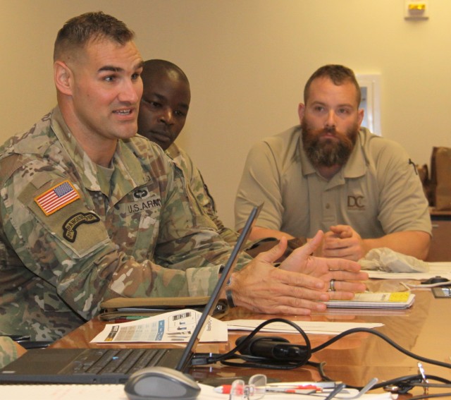 Soldiers look to future of Army's improved tactical server