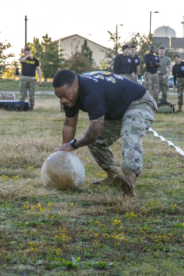82nd Airborne Division JAG Holds Their First Olympics