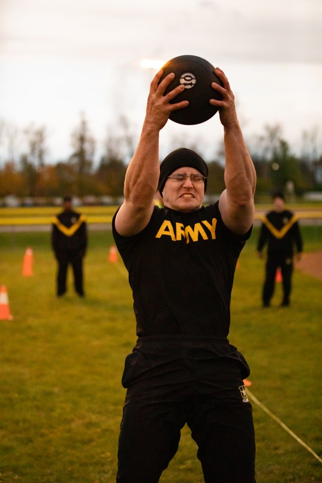 1st Brigade Combat Team, 10th Mountain Division (LI) Conducts ACFT