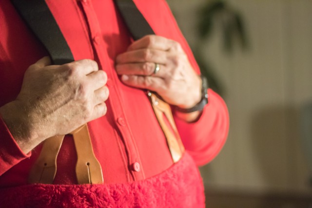 Jolly St. Nick puts his weight behind Fort Riley Soldier readiness