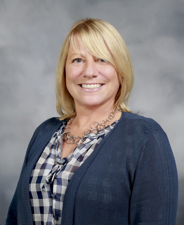 USAMRICD's Melissa Steele wins medical logistician award