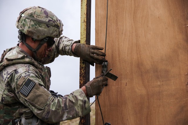 All American Engineers Train to Breach, Have a Blast