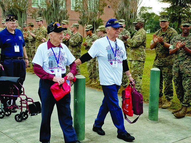 25 Veterans take Honor Flight