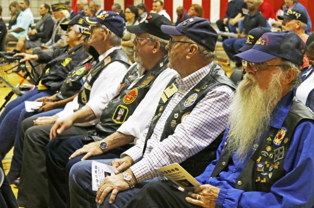 Brave Rifles celebrates veterans with Harker Heights ceremony