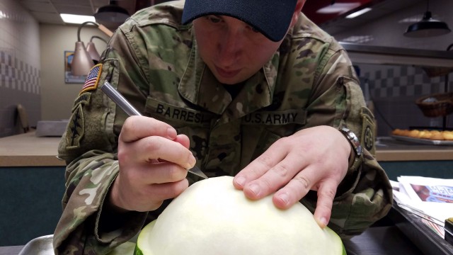 "Intense Attention to Every Detail" Gator Paratroopers Prepare Thanksgiving Feast for Panther Brigade
