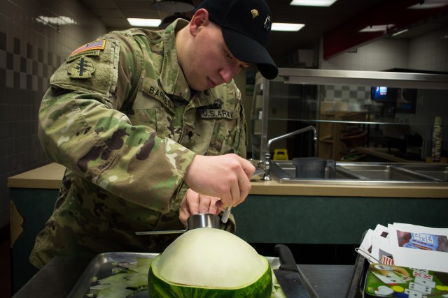 "Intense Attention to Every Detail" Gator Paratroopers Prepare Thanksgiving Feast for Panther Brigade