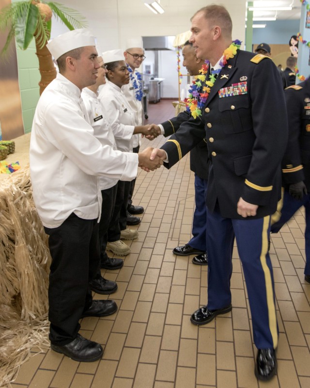 Fort Wainwright hosts Thanksgiving feast