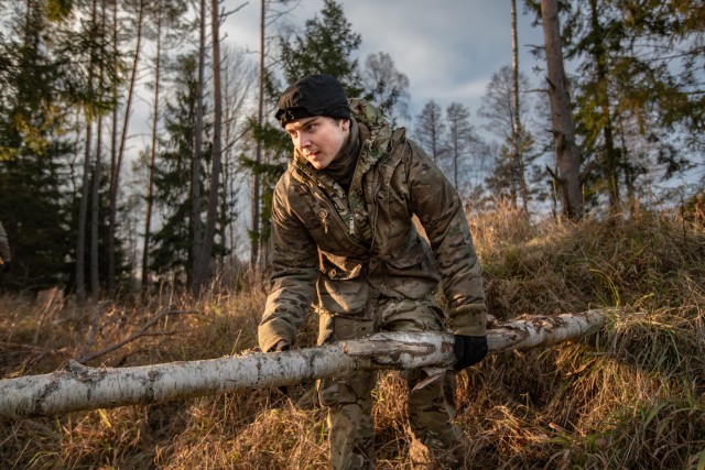 Battle Group Poland Tackles The Region's Cold Weather Head On!