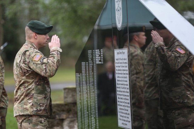 1st Special Forces Soldiers celebrate Menton to strengthen legacy