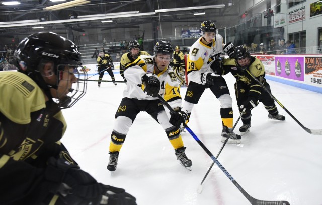 All Army Hockey tests team chemistry in first scrimmage