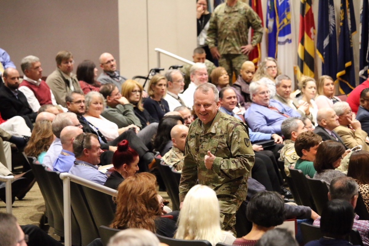 AMCOM Leader Hosts Town Hall | Article | The United States Army