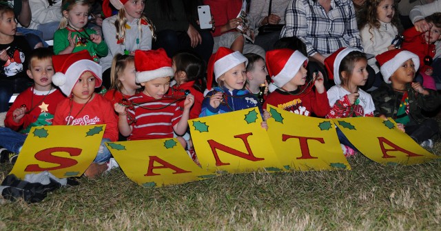 Fort Rucker ushers in holidays with tree lighting, concert