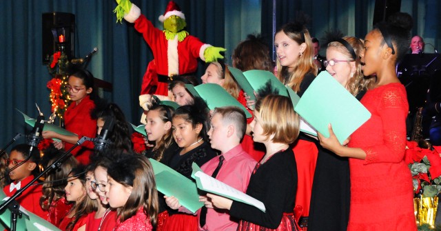 Fort Rucker ushers in holidays with tree lighting, concert