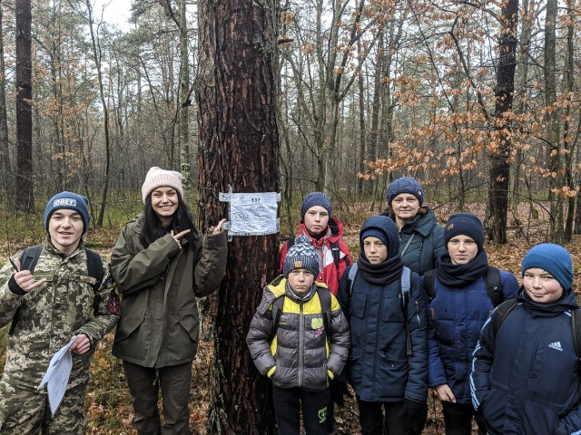 U.S. and Ukrainian service members teach Boys and Girls Scouts