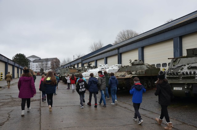 SHAPE middle school students visits Bastogne