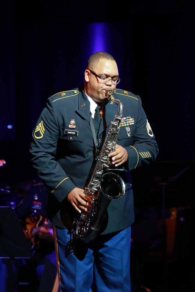 MCoE Band presents the Holiday Classics