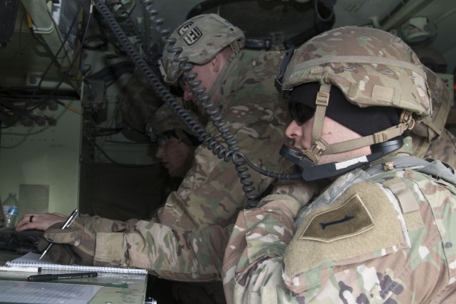 DIVARTY hosts fires course for maneuver commanders