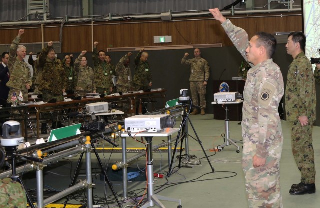 Commanding Generals recognize outstanding Soldiers at Yama Salura 75