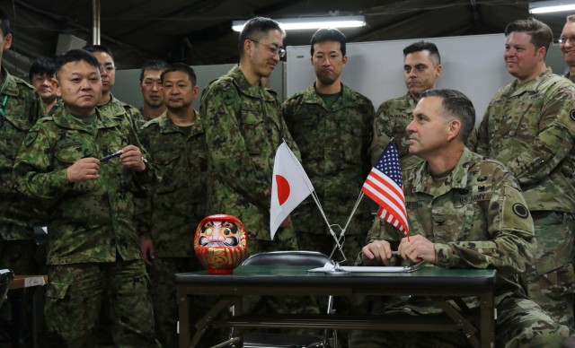 U.S. and Japan Army medical staff unite at Yama Sakura 75