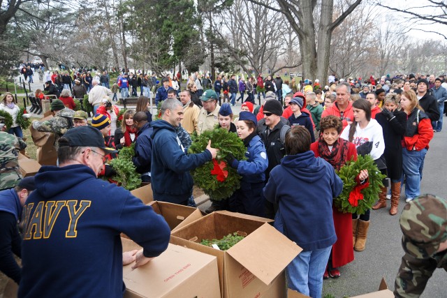 Wreaths Across America: How one tribute started a movement