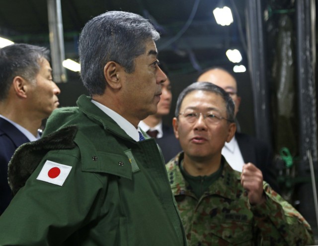 Japan Minister of Defense visits Yama Sakura 75