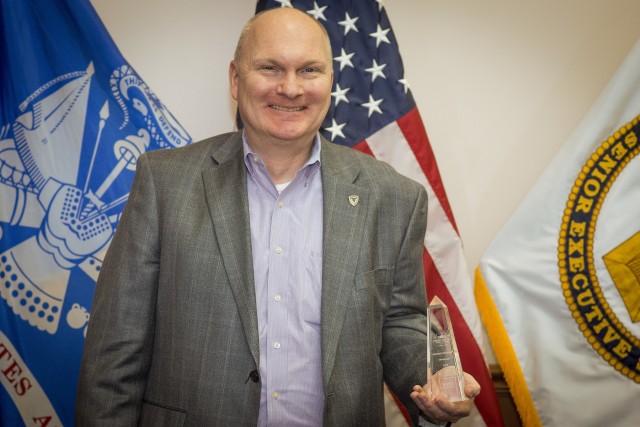 SES shows off Presidential Rank Award