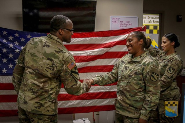 525th MI BDE NCO reenlists