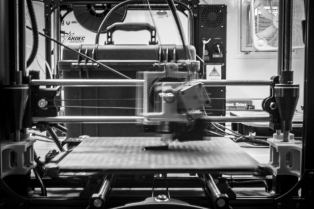 Army's First 3D Printer in Operation on Humphreys