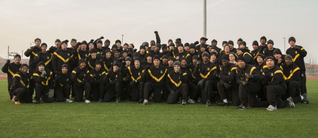 Army Sgt. Maj. Trains With 2nd Sustainment Soldiers
