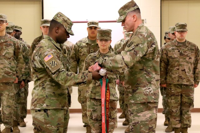 620th Movement Control Team cases its colors in preparation for CENTCOM deployment