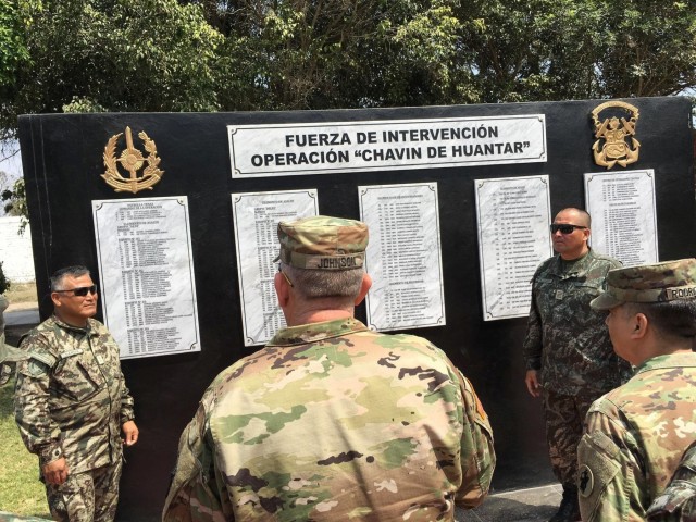 CASCOM, ARSOUTH discuss logistics modernization with Peruvian Army