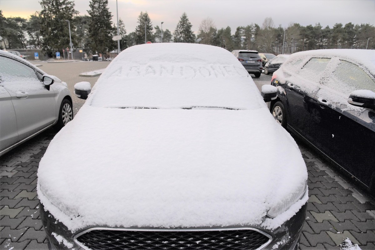 No vehicle left behind Dispose of inoperable autos properly Article