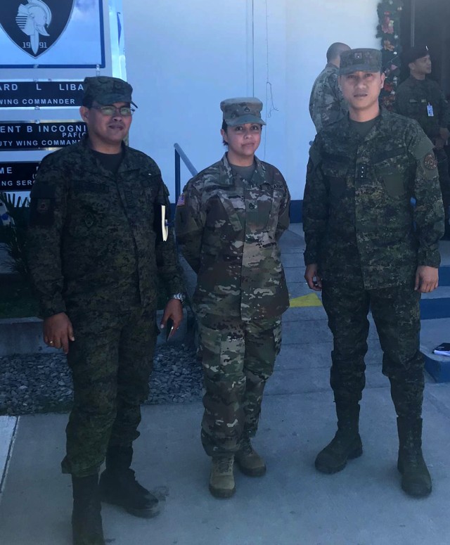 Balikatan '19 builds contracting skills for NCO