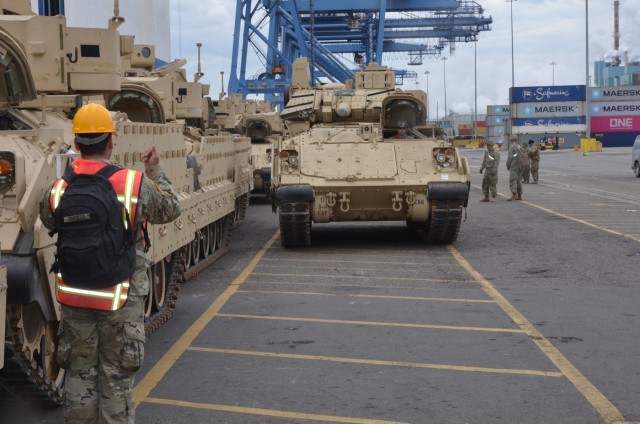841st Transportation Brigade Moves 1-1ID to Europe